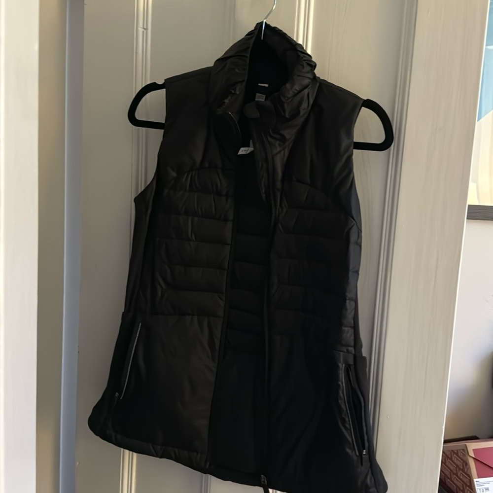 Lululemon black vest